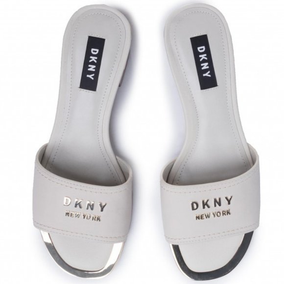 DKNY Fama Logo Dress Sandals NIB SZ 6 - Picture 11 of 11